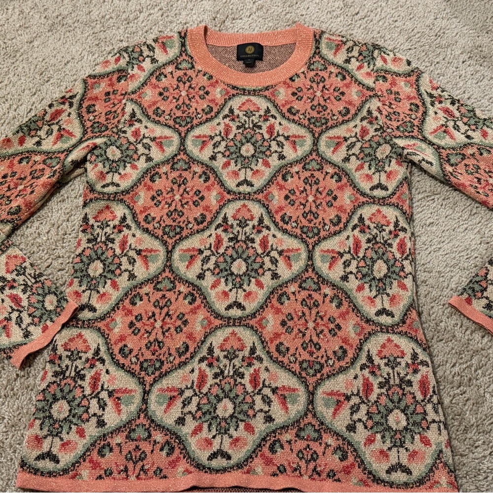 JM Collection metallic jacquard crewneck sweater featuring a floral print size S